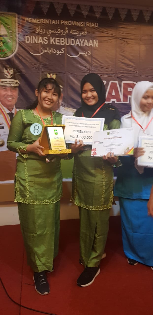 48-angkat-nama-buah-jenang-smk-abdurrab-sabet-juara-1-lkti-kebudayaan-se-provinsi-riau